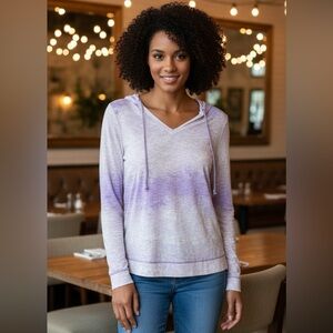 Exertek Lavender and White Women's Lightweight Athletic V-Neck Hoodie